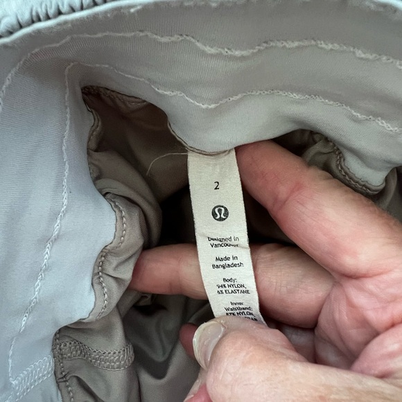 lululemon athletica Light Gray Women's Athletic Shorts - Picture 5 of 8